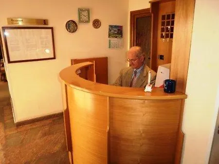 Szálloda Riviera 3*